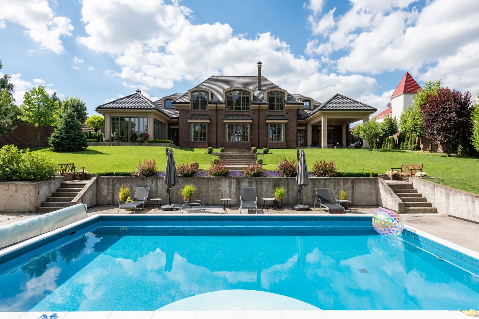 Dive In — Rainey Pool Company